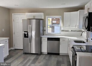 524 8th Ave in Lindenwold, NJ - Building Photo - Building Photo