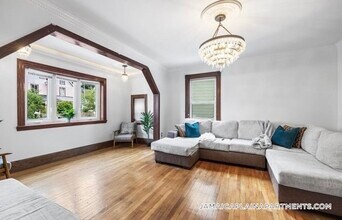 66 Round Hill St-Unit -2 in Boston, MA - Building Photo - Building Photo