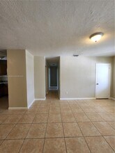 3431 NW 171 Terrace in Miami Gardens, FL - Building Photo - Building Photo