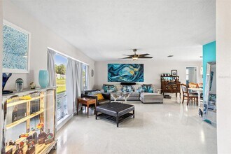 6300 16th St S in St. Petersburg, FL - Building Photo - Building Photo