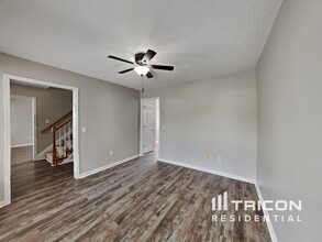 73 Stonewall Dr in Benson, NC - Building Photo - Building Photo