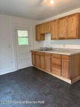 1017 Main St in Dickson City, PA - Building Photo - Building Photo