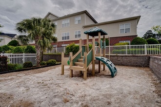 2820 Bloomfield Ln in Wilmington, NC - Building Photo - Building Photo