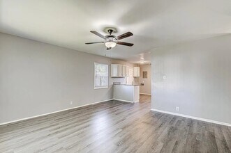 1302 Brummit Ln in South Bend, IN - Building Photo - Building Photo