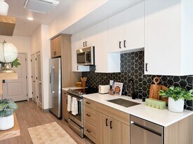 ANOVA Aggie Square in Sacramento, CA - Building Photo