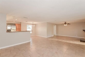 4600 Sloan Ave in Sarasota, FL - Building Photo - Building Photo