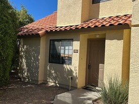 455 S Mesa Dr