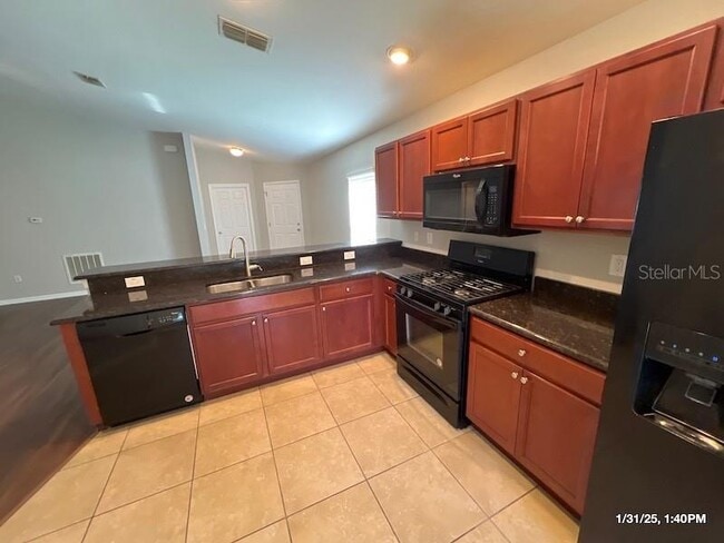 1943 Bretton Ridge Dr in Winter Haven, FL - Foto de edificio - Building Photo