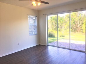 11124 Creek Haven Dr in Riverview, FL - Building Photo - Building Photo