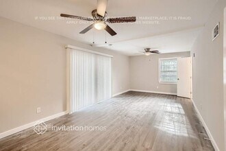 2360 Sandgate Rd SW in College Park, GA - Building Photo - Building Photo