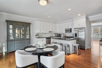 11 Station Pl in Millwood, NY - Building Photo - Building Photo