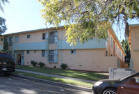 Buckingham Apartments in Los Angeles, CA - Building Photo - Building Photo