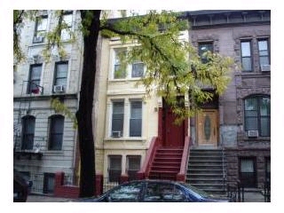 167 Vernon Ave in Brooklyn, NY - Building Photo