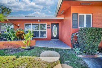 1061 NE 26th Ave in Pompano Beach, FL - Building Photo - Building Photo