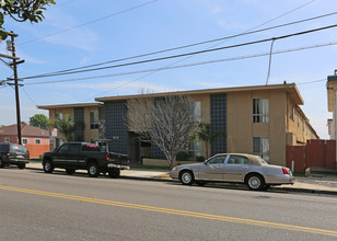 NC18 Apartments in National City, CA - Building Photo - Building Photo