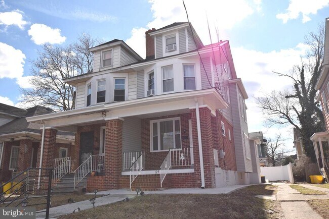 property at 129 Clearfield Ave