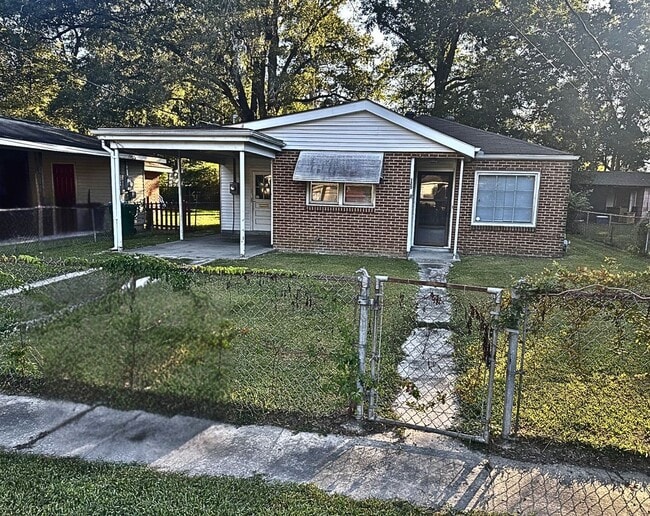 property at 125 Rosewood Dr