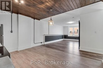 43 Manitoba St in Bracebridge, ON - Building Photo - Building Photo