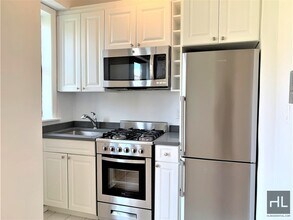 AMSTERDAM AVENUE, Unit 9H in New York, NY - Building Photo - Building Photo