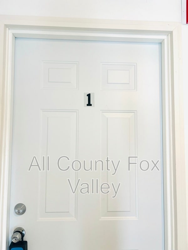 284 W Windsor Terrace in Antioch, IL - Building Photo - Building Photo