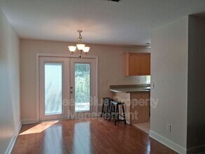 5610 Samter Ct in Tampa, FL - Building Photo - Building Photo