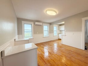 5 Watson Ave, Unit 3 in Worcester, MA - Building Photo - Building Photo