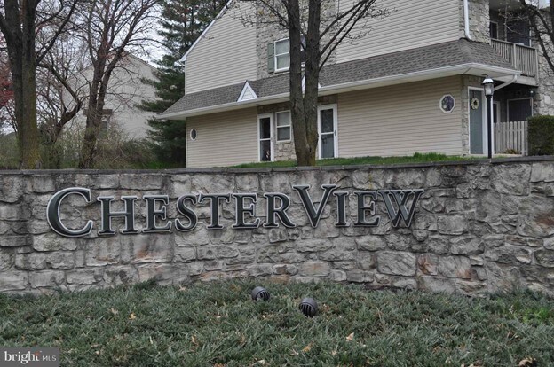 109 Horseshoe Dr, Unit 109 in Royersford, PA - Foto de edificio