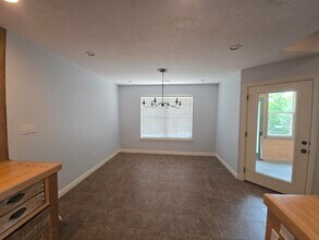 3308 Snow Leopard Dr in Columbia, MO - Building Photo - Building Photo