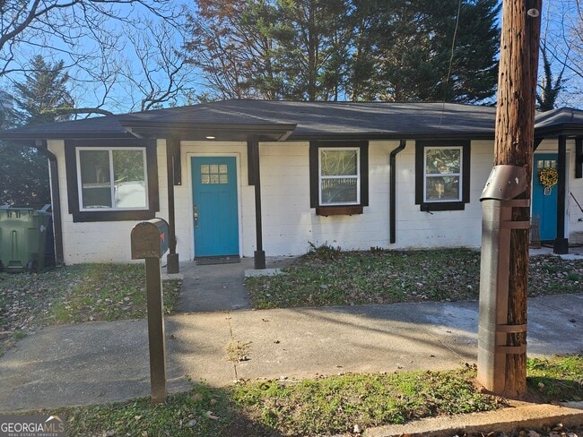 property at 1125 West Ave SW