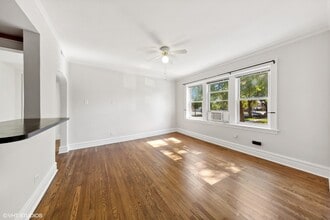 6204 W Norwood St in Chicago, IL - Building Photo - Building Photo