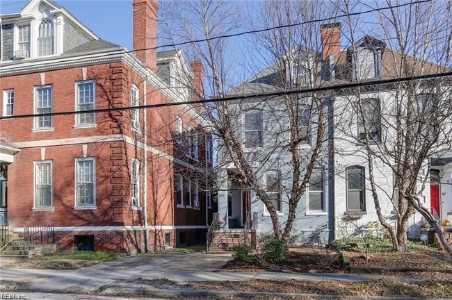 property at 632 Redgate Ave