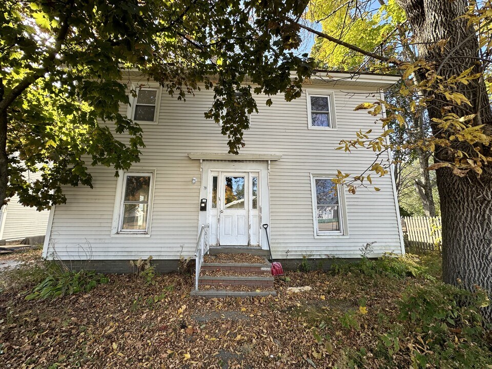 79 Parker St in Brewer, ME - Building Photo