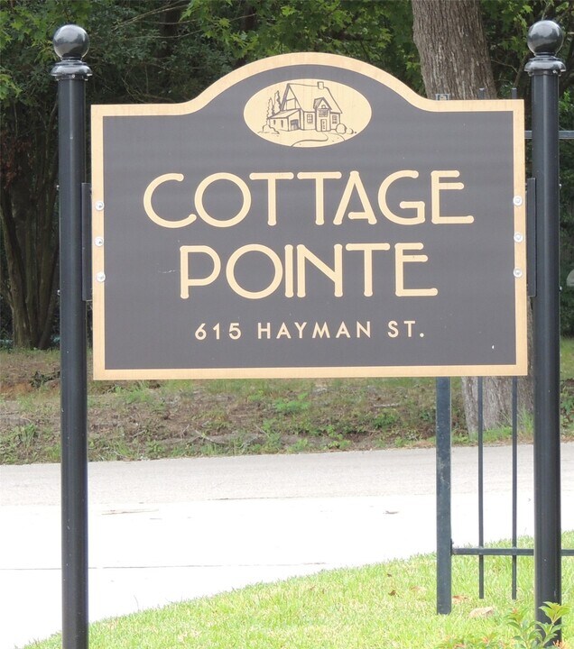 615 Hayman St in Huntsville, TX - Building Photo