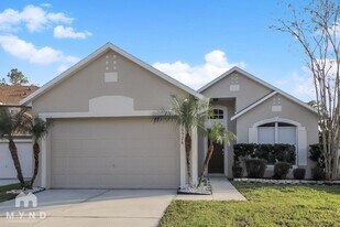 16926 Corner Bay Ct in Orlando, FL - Building Photo