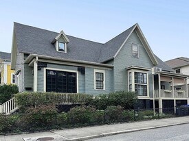 481 Pine St in Providence, RI - Building Photo