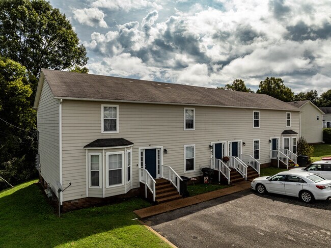 Cedar Shores Apartments