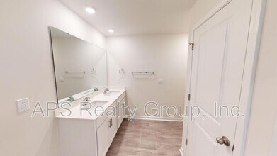 1139 Evelynnview Ln in Kernersville, NC - Building Photo - Building Photo