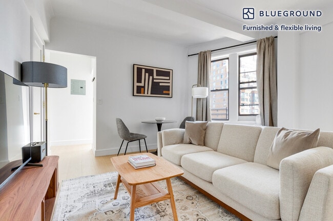 244 W 72nd St