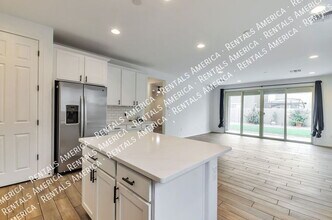 6642 E Via Arroyo Largo in Tucson, AZ - Building Photo - Building Photo
