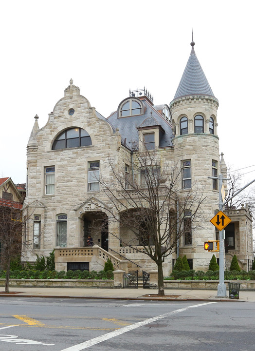 Bailey House Apartments in New York, NY - Building Photo