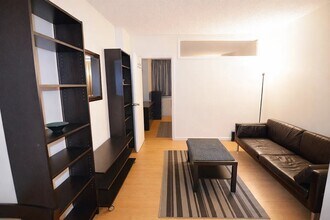 56 Beaver St, Unit 4F in New York, NY - Foto de edificio - Building Photo