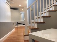 102 Moreland St photo'