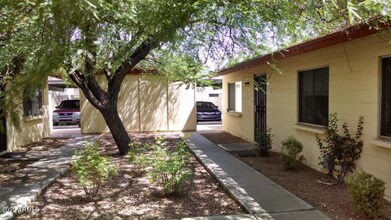 904 W Malibu Dr in Tempe, AZ - Building Photo - Building Photo