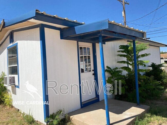property at 1017 N Main Ave