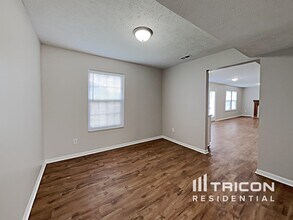 1212 Green River Ct in Indianapolis, IN - Building Photo - Building Photo