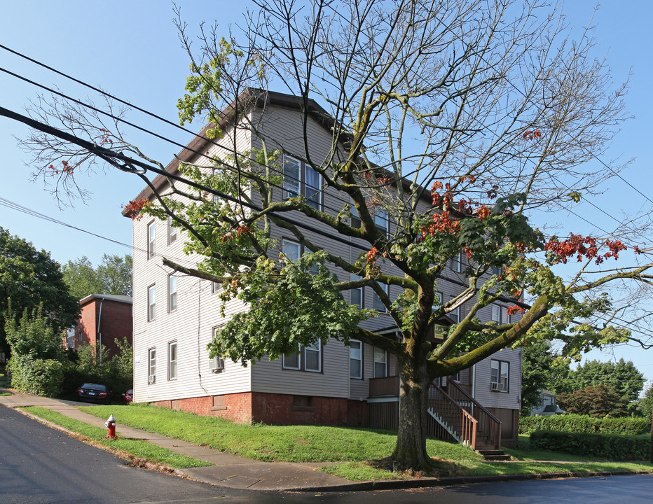 91 Lasalle St in New Britain, CT - Building Photo