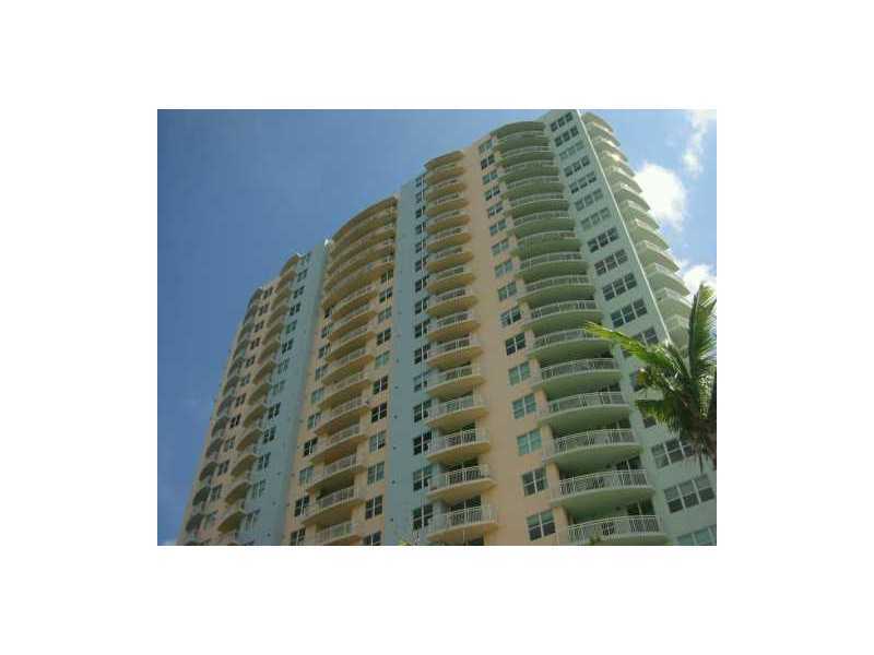 2475 Brickell Ave, Unit 766 in Miami, FL - Building Photo