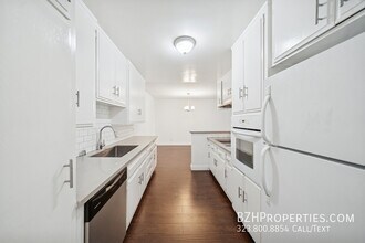 105 S Orlando Ave in Los Angeles, CA - Building Photo - Building Photo