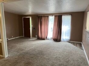 5491 S Hickory St in Littleton, CO - Building Photo - Building Photo