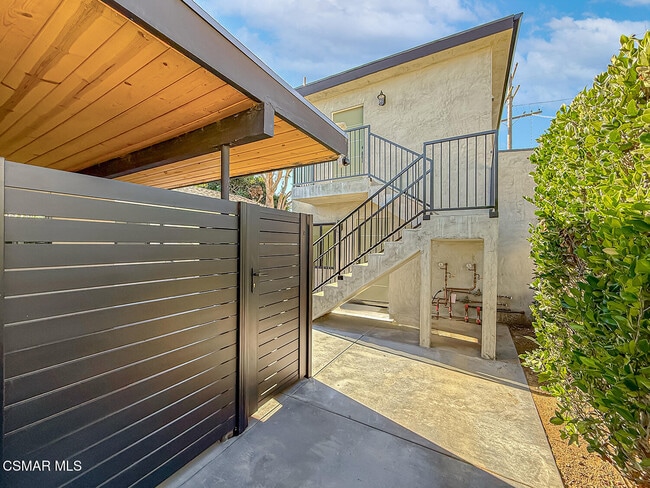 2619 Veteran Ave in Los Angeles, CA - Building Photo - Building Photo